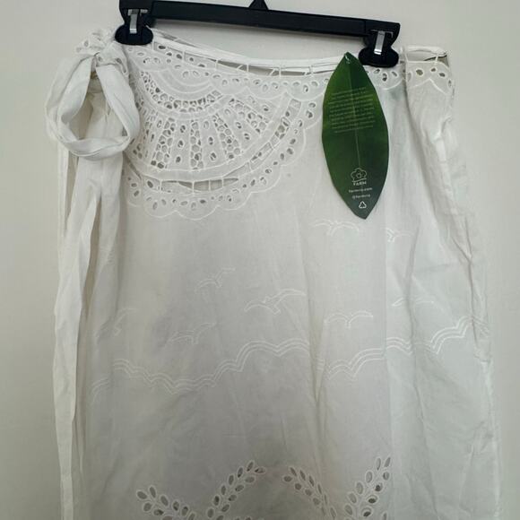 Farm Rio Eyelet Sarong Coverup in White - Picture 2 of 6